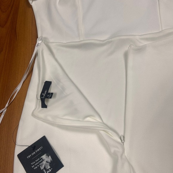 Lulu's Women’s White Halter Backless Mini Dress Size M - Picture 3 of 9